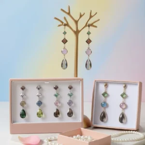 ড্যাঙ্গেল কানের দুল