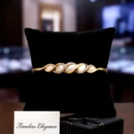 ব্রেসলেট'টুইস্ট' (Twist) ডিজাইনে